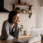 Комфортная игра в онлайн автоматы дома за компьютером